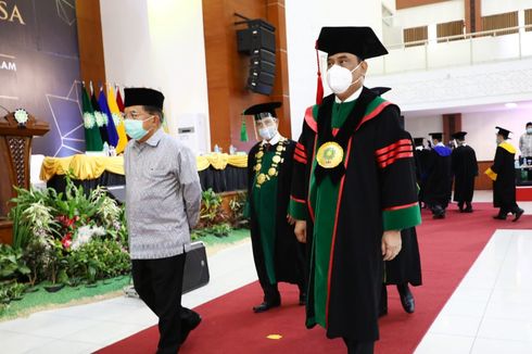 UIN Bandung Beri Gelar Doktor Kehormatan untuk Komjen (Purn) Syafruddin