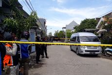 Rumah Pelaku Bom Bunuh Diri Polrestabes Surabaya Digeledah Densus 88
