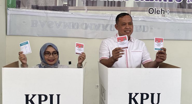 Cawalkot Tri Adhianto Optimistis Menang Pilkada Bekasi dengan Selisih di Atas 10 Persen