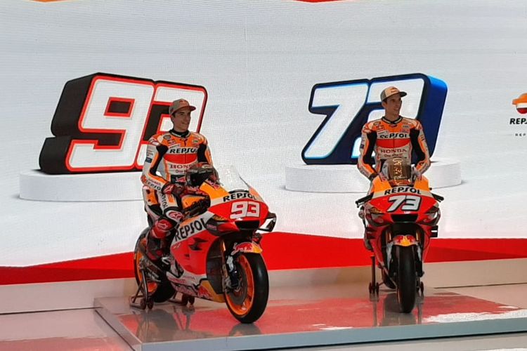 Marquez bersaudara saat presentasi livery terbaru Repsol Honda Team di Jakarta, Selasa (4/2/2020).