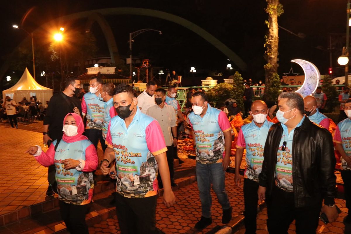 Wali Kota (Walkot) Medan Bobby Nasution saat mengunjungi destinasi wisata Balai Kota Medan, Sabtu (20/11/2021).