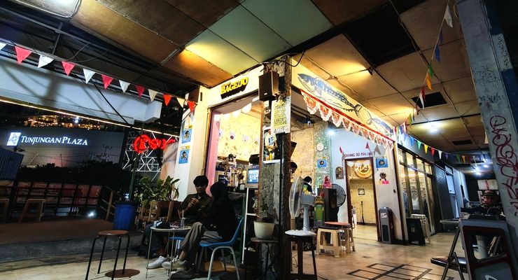 Ada Kuliner Cita Rasa Manado di Pasar Tunjungan Surabaya, Tertarik?