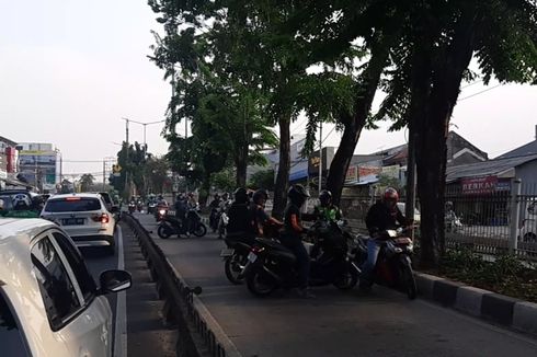 Geser Pembatas Beton di Jalur Transjakarta, Pengendara Bisa Ditindak secara Hukum 