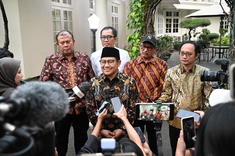 Ketua Umum Partai Kebangkitan Bangsa (PKB) Muhaimin Iskandar bersama jajarannya menyambangi Wakil Presiden (Wapres) RI Ma’ruf Amin di kediaman dinas Wapres, di Jalan Diponegoro, Jakarta Pusat, Kamis (15/8/2024)