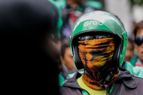 Peraturan Baru, Ojek Online Harus Pakai Sepatu dan Sarung Tangan