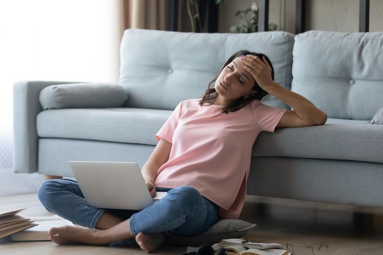 Mengetahui apa itu burnout sangatlah penting agar bisa melakukan tindakan pencegahan yang tepat.