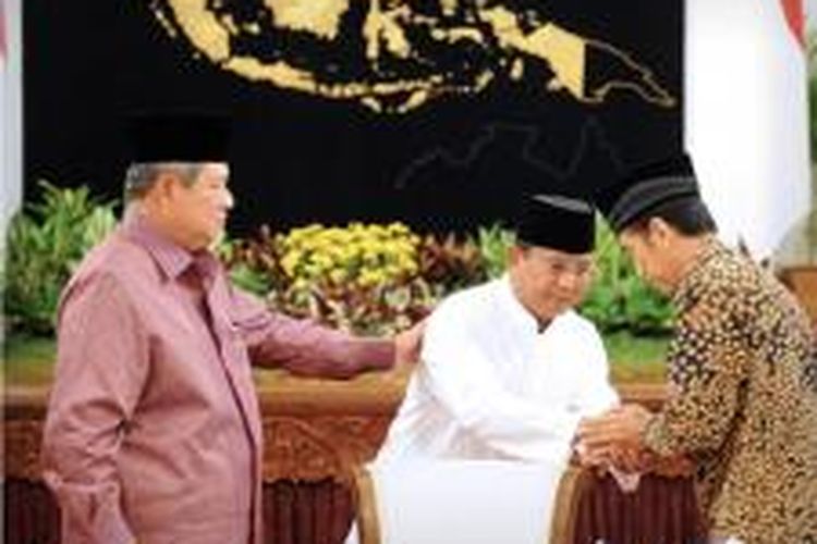 Presiden Susilo Bambang Yudhoyono, capres Prabowo Subianto dan capres Joko Widodo pada acara buka bersama pimpinan lembaga negara di Istana Negara, Jakarta, Minggu (20/7) petang. 