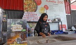 Potret Kantin 300, Rest Area Paling Lengkap dan Murah di Jalan Lintas Medan-Parapat
