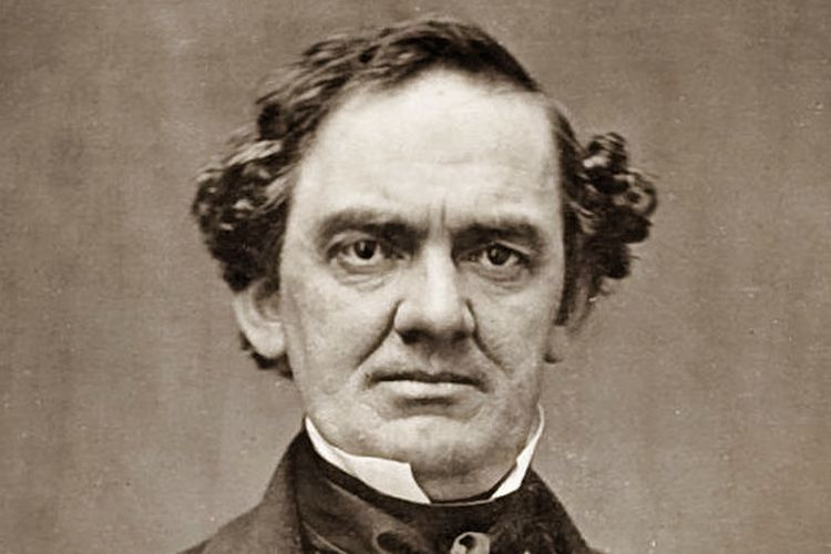 Phineas Taylor Barnum, pengusaha, politisi, dan tokoh sirkus yang menjadi inspirasi dalam film The Greatest Showman (2017). Namun, sejarah juga mencatat PT Barnum sebagai pembuat hoaks terbesar di dunia. 