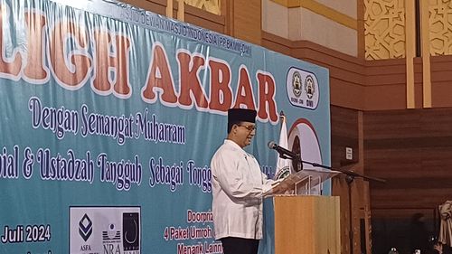 Anies Minta Doa untuk Pilkada Jakarta ke Jemaah Tabligh Akbar di JIC