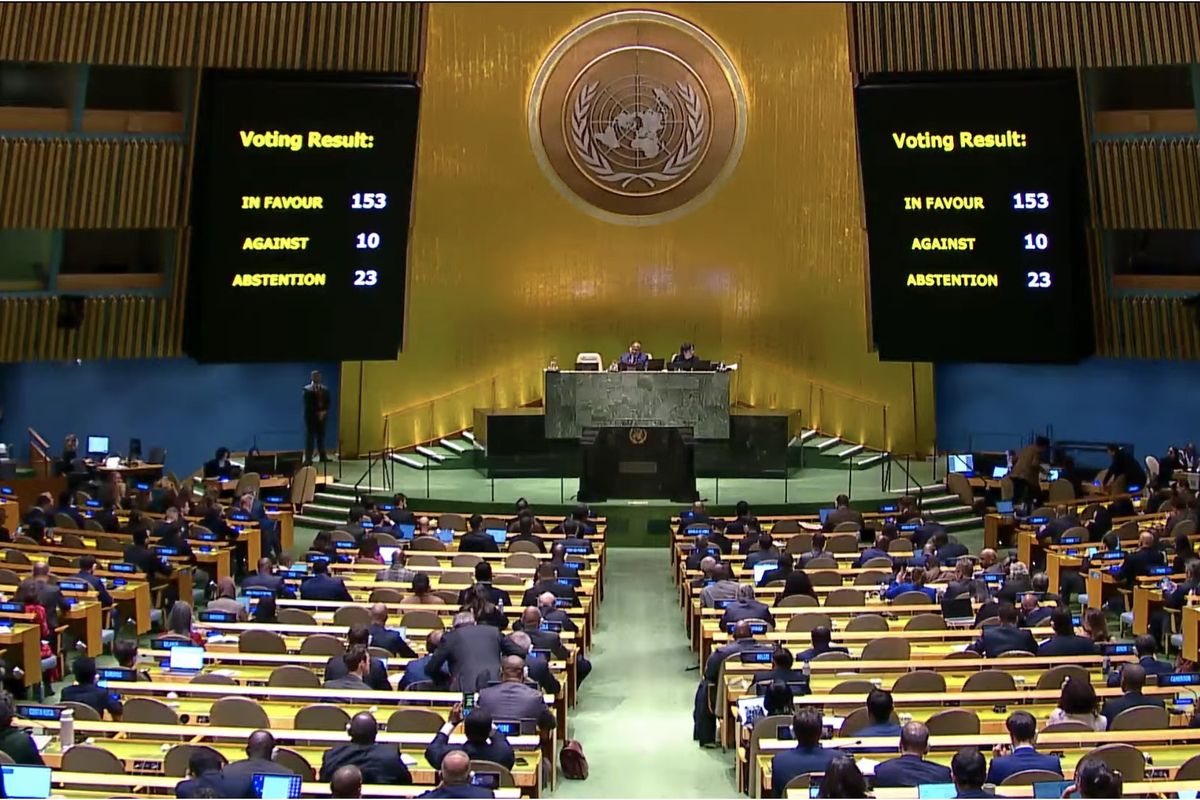 Sidang Umum PBB mengeluarkan resolusi untuk gencatan senjata perang Israel-Hamas pada Selasa (12/12/2023). Di sela-sela Sidang Umum PBB di New York, Perancis dan Arab Saudi pimpin KTT untuk galang dukungan yang akan dorong solusi negara Palestina-Israel.