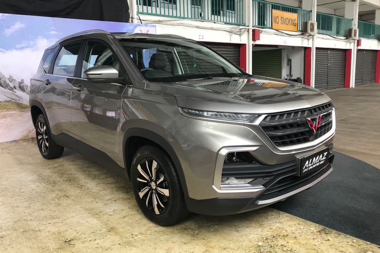 Wuling Almaz