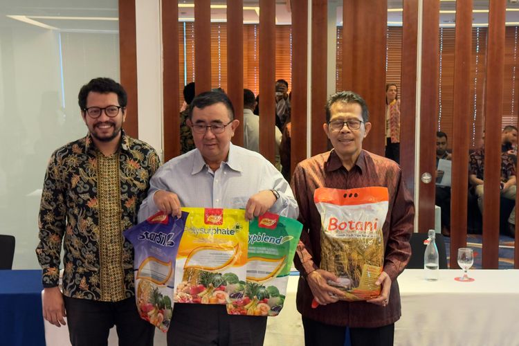 Konferensi pers “Inovasi Agrobisnis Melalui Pertanian Cerdas Iklim” di Jakarta, Rabu (19/6/2024).