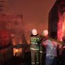 UPDATE Kebakaran di Pasar Gembong Pukul 00.00: Api Masih Berkobar, 125 Petugas Berjibaku Taklukan Si Jago Merah
