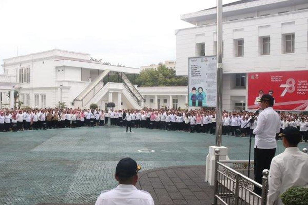 Penjabat (Pj) Gubernur Sumatera Utara, Hassanudin menggelar sejumlah agenda tertutup di hari pertama menjabat, Rabu (6/9/2023).

