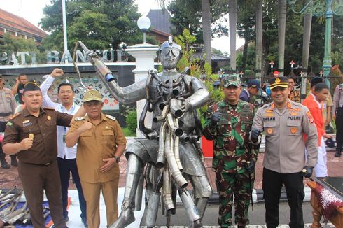 Polres Bantul Ubah Knalpot Bising Jadi Patung Kuda Lumping