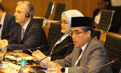 Di Forum BRICS, Menaker RI Dorong Tata Kelola AI yang Adil dan Kolaboratif