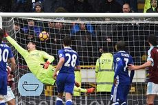 Kelingking Kiper Chelsea Sempat Sentuh Bola Tendangan Bebas Brady