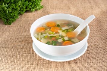 6 Bahan Bumbu untuk Membuat Sup Sehat
