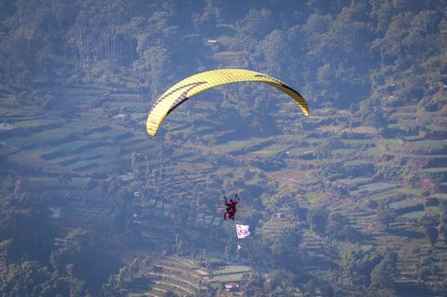 5 Tips Sebelum Main Paralayang di Desa Sembalun, Lombok