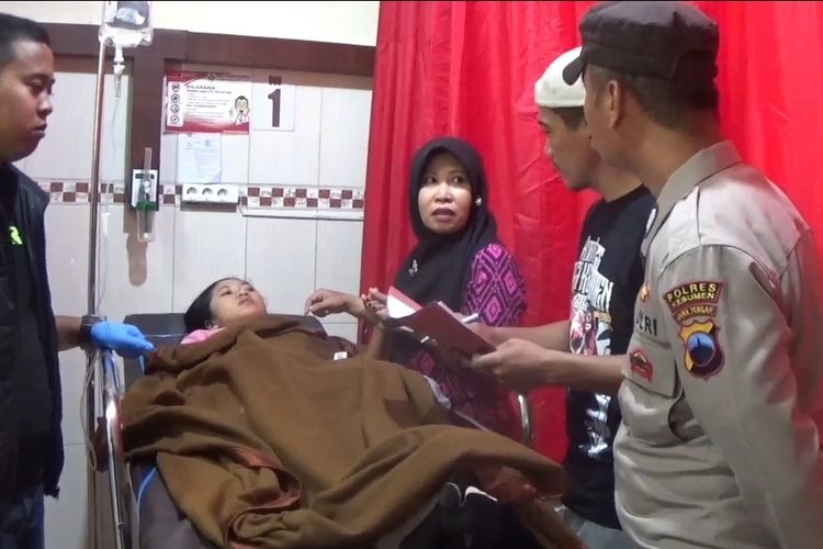 Sebanyak 23 warga di Desa Sitiadi Kecamatan Puring Kebumen, Jawa Tengah mengalami keracunan masal. 