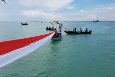 Bendera Merah Putih Sepanjang 10 Km Membentang di Perbatasan Indonesia-Malaysia, Pekik Merdeka Berkumandang