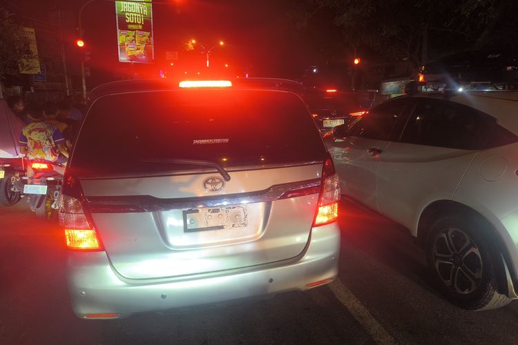 Mobil Tanpa Pelat Nomor Warnai Arus Mudik, Polres Pamekasan Imbau Patuhi Aturan