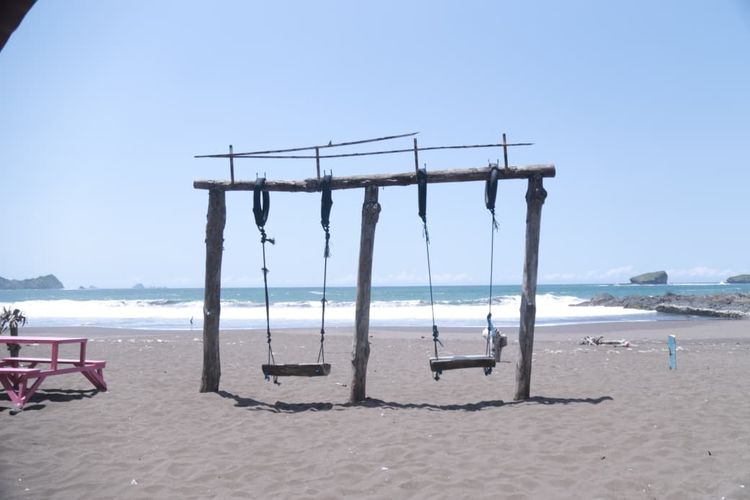 Lebaran, Pemkab Jember Siagakan Ambulans dan Nakes di Destinasi Wisata, Fokus di 9 Titik