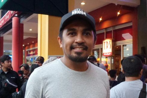 Glenn Fredly Bareng Ahok Tonton Film 