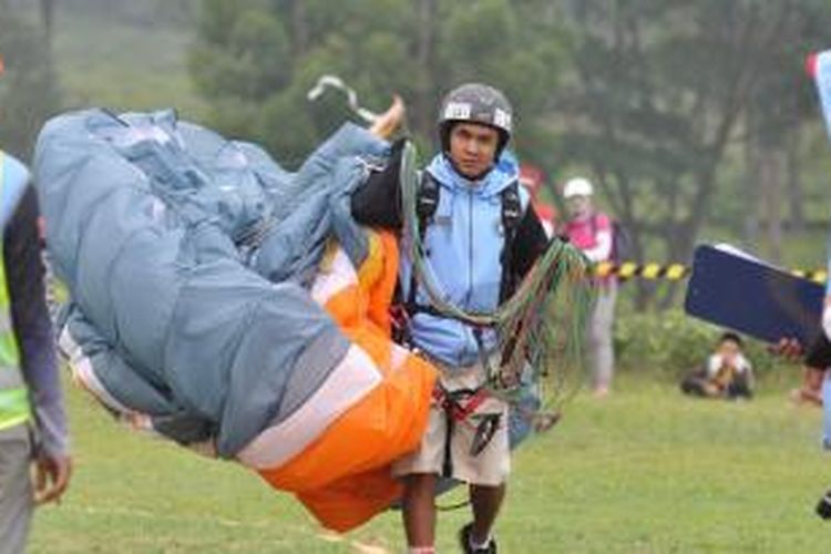 Dede Supratman, Juara Kelompok Umum Kejuaraan Dunia Ketepatan Mendarat Paralayang VIII FAI 2015