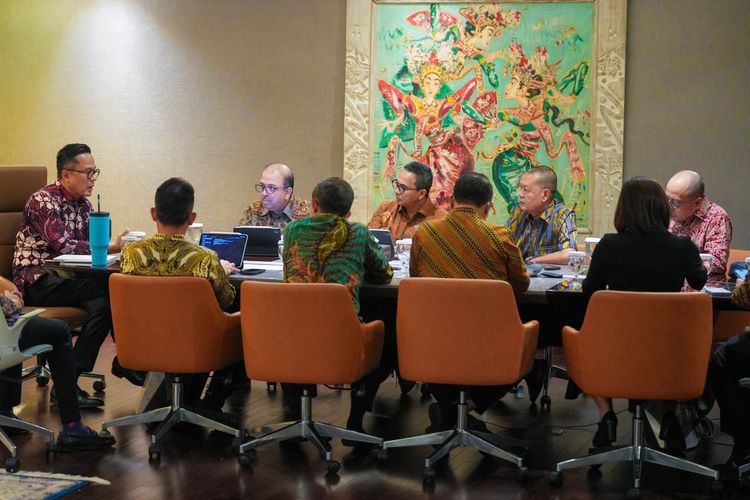 PT Waskita Karya (Persero) Tbk pun berkomitmen mempercepat transformasi dan menjalankan restrukturisasi. Langkah itu menjadi salah satu upaya Perseroan dalam menyehatkan kinerja.