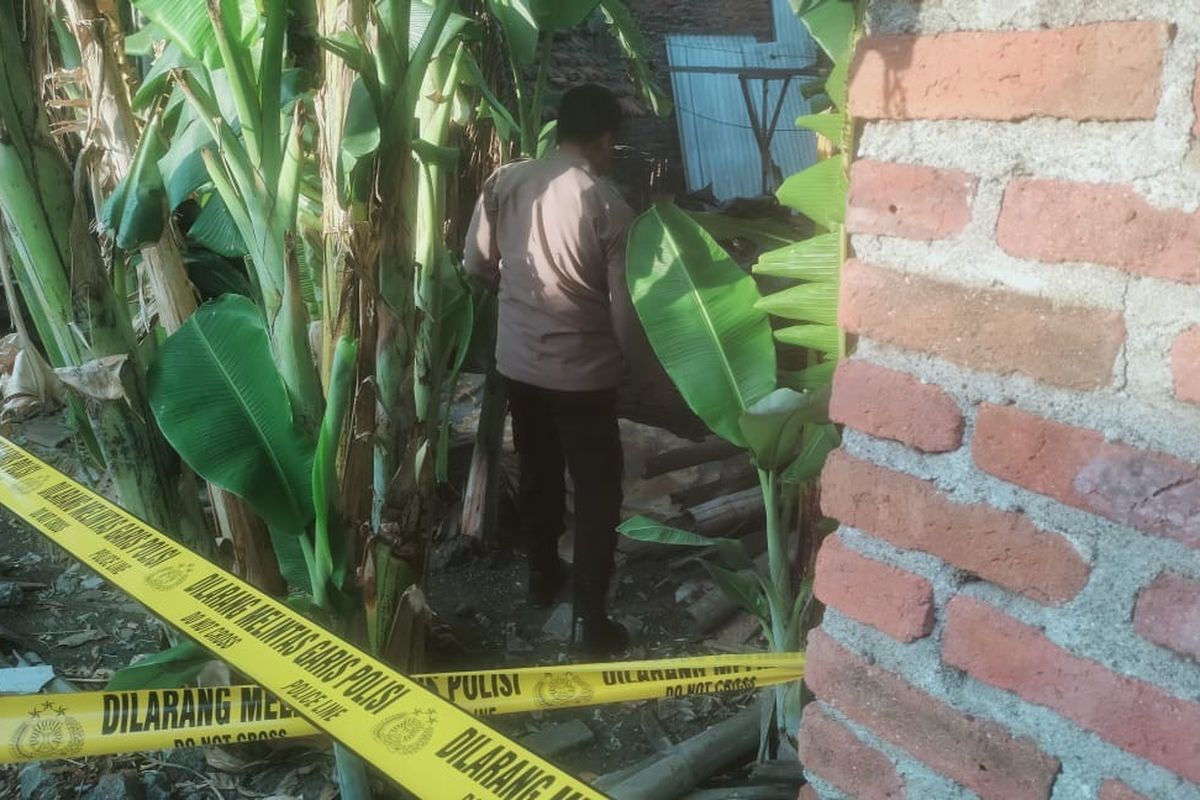 Lokasi pembunuhan perempuan tertutup plastik di Sidoarjo, Jumat (1/11/2024).