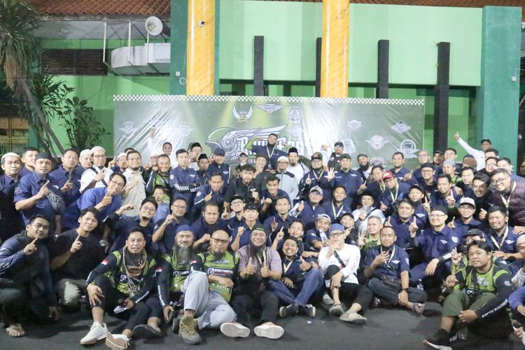 Muslim Biker Indonesia (MBI) menggelar touring bertajuk Journey to Jannah (J2J)