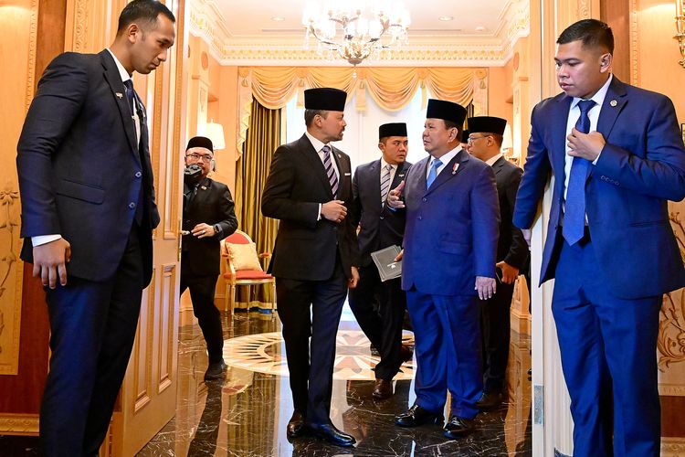 Prabowo Dijemput Langsung Putra Mahkota Brunei Menuju Istana Nurul Iman