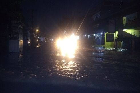 Banjir Rendam Ratusan Rumah di Padang Sidempuan, Bangunan Ambles, Satpol PP Tersetrum