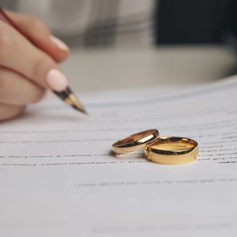 Ilustrasi perjanjian pranikah atau prenuptial agreement.