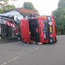 Truk BBM Terguling dan Hantam Bengkel di Jalur Pansela Cianjur