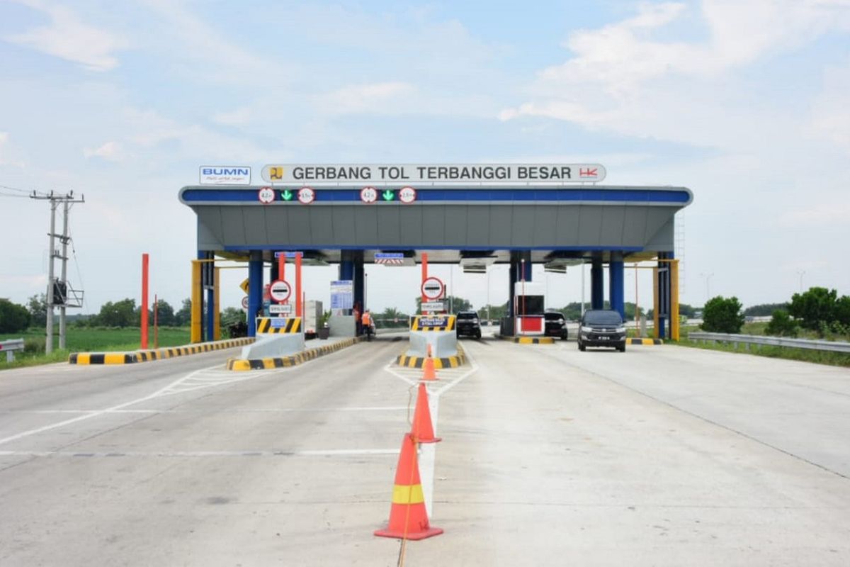 Gerbang Tol Terbanggi Besar.