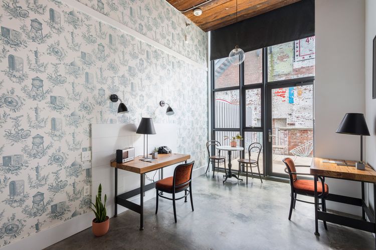 Brooklyn Wythe Hotel diubah jadi co-working space.