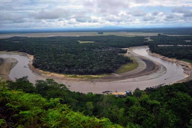 5 Fakta Menarik Sungai Kapuas, Sungai Terpanjang di Indonesia 