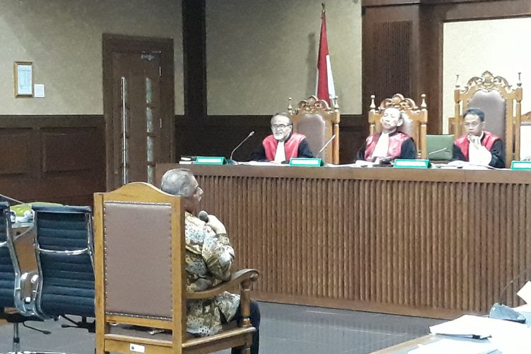 Direktur Utama PT PLN Persero Sofyan Basir menjadi saksi di Pengadilan Tipikor Jakarta, Kamis (25/10/2018).
