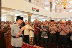 Kapolda Jateng Pimpin Shalat Gaib atas Wafatnya KH Maimun Zubair