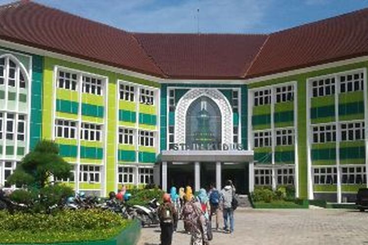 Gedung IAIN Kudus.