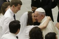 Paus: Gereja Katolik Harus Perlakukan Baik Umatnya yang Bercerai