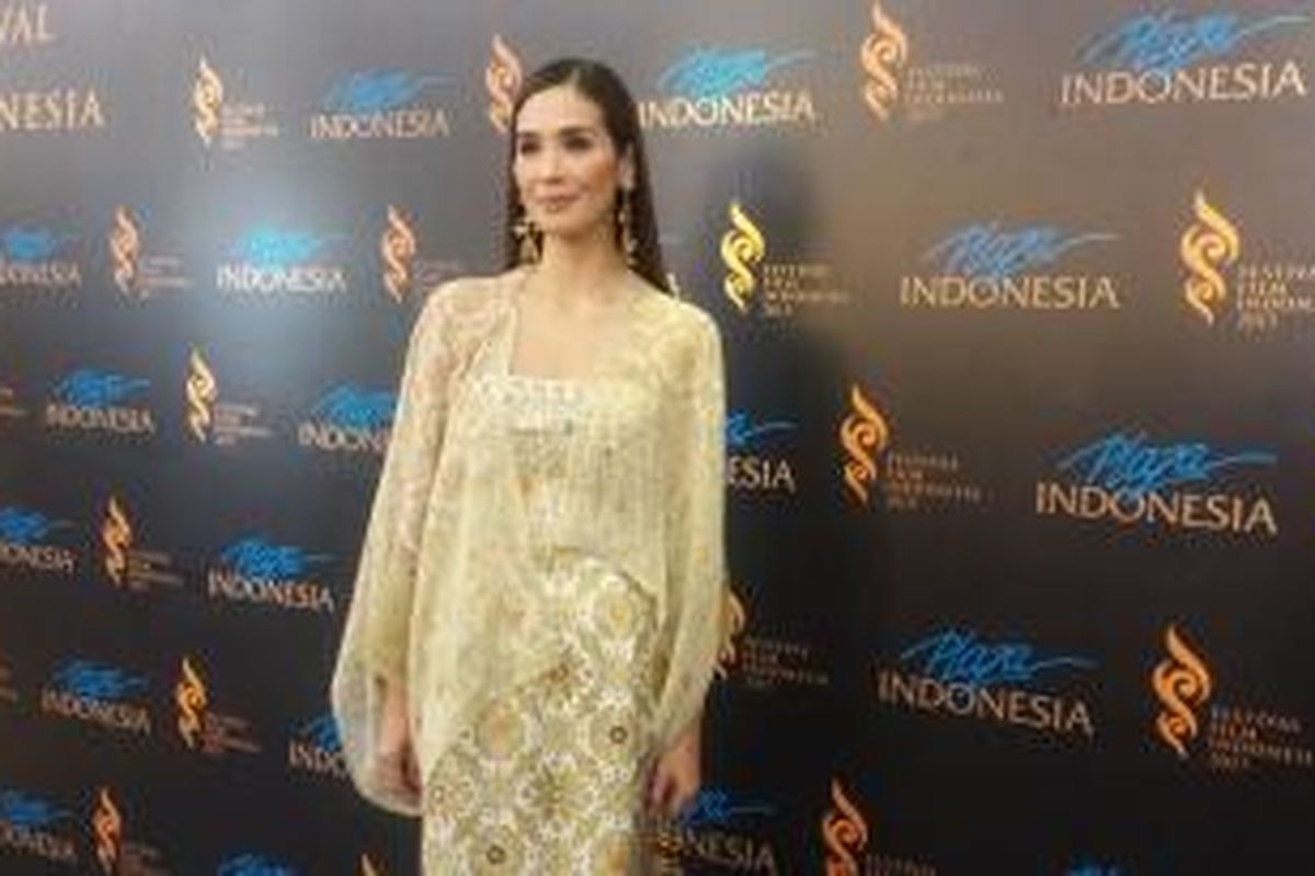 Marsha Timothy diabadikan usai malam pengumuman nominasi FFI 2015 di Plaza Indonesia, Jakarta Pusat, Kamis (12/11/2015) malam.