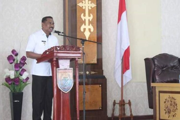 Wakil Bupati Kabupaten Seram Bagian Barat, Maluku, Timotius Akerina