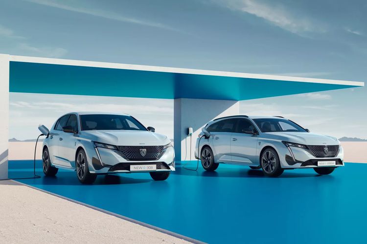 Peugeot mengonfirmasi sedang mengerjakan dua mobil listrik baru yaitu Peugeot E-3008 dan E-5008. 