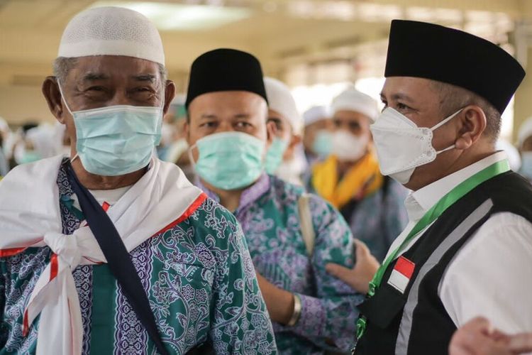 Kementerian Agama (Kemenag) Kepulauan Riau (Kepri) akhirnya resmi menetapkan Biaya Perjalanan Ibadah Haji (BIPIH) 2023 embarkasi Batam naik harga menjadi Rp47.429.308,26 dari sebelumnya Rp38 juta.