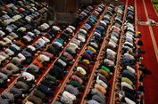 Niat Shalat Jumat untuk Imam dan Makmum, Lengkap Arab, Latin, dan Artinya