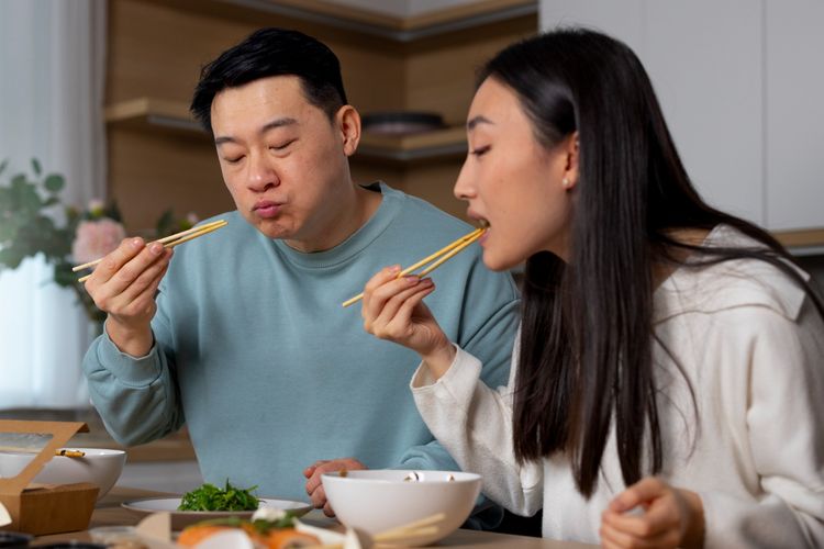 Harga Makanan di Jepang Makin Mahal, Makan di Rumah Jadi Tren